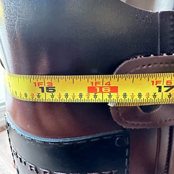 Burberry Sienna Equestrian Brown Rubber Rain Boots Size
38 or 7.5 in womens - Picture 11 of 12